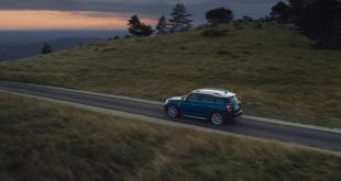 Lied aus der neuen MINI Countryman Werbung.